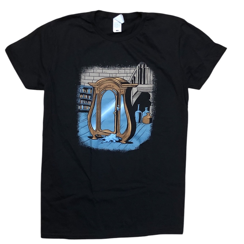 Harry Potter Boggart Wardrobe Cabinet Wizard T-shirt, kids medium